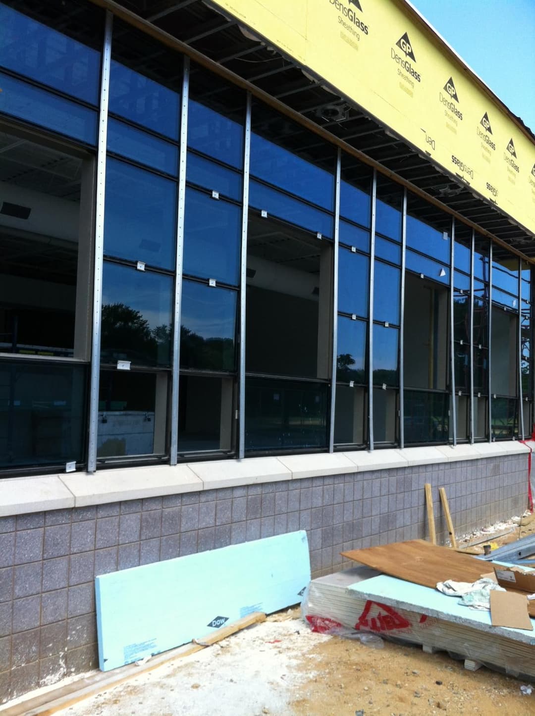 commercial glazing, construction stage